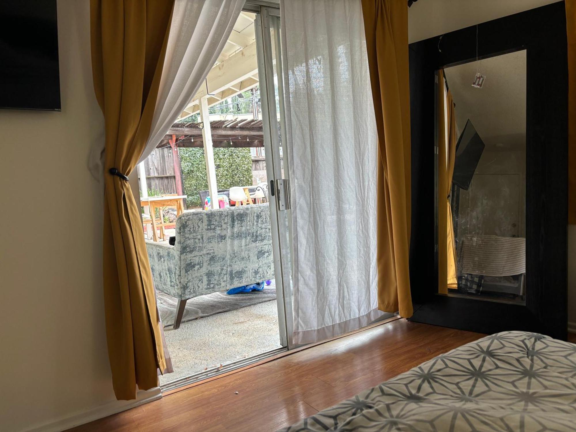 The Hathaway Suites Лос Анджелис Екстериор снимка